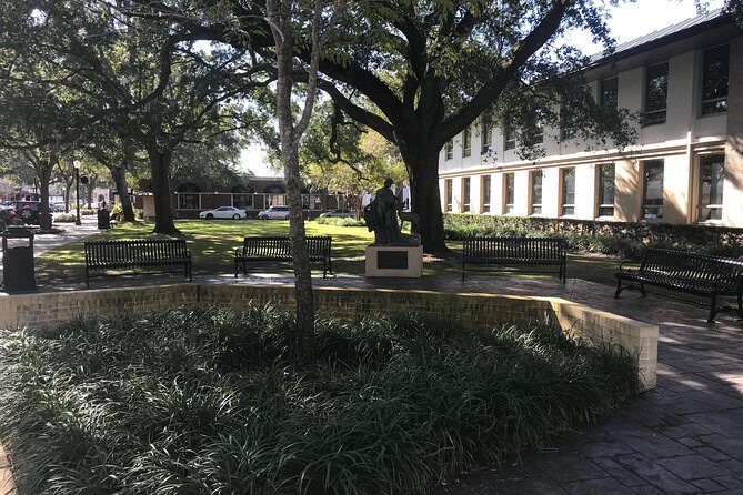 Hello Neighbor! The Mister Rogers Walking Tour! - Why This Tour Excels: Authenticity and Insight