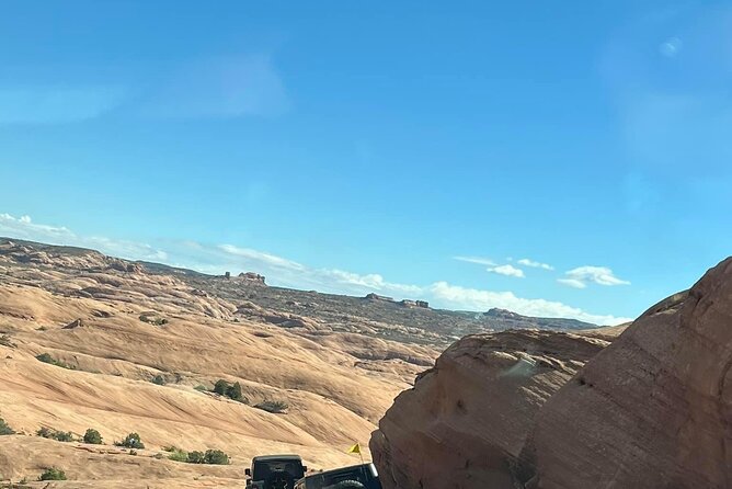 Hell's Revenge Private 4x4 Guided Jeep Experience in Moab - Unparalleled Views of the Moab Landscape