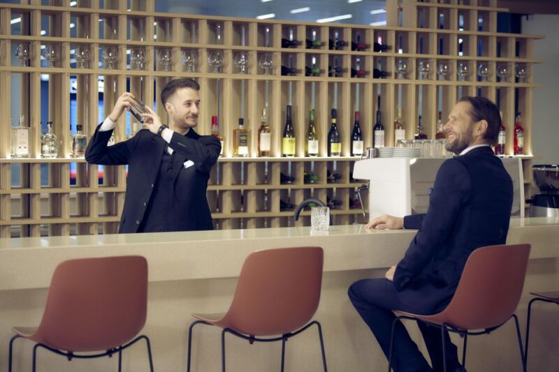 Helsinki Airport (HEL): Premium Lounge Entry - Customer Experience and Reviews
