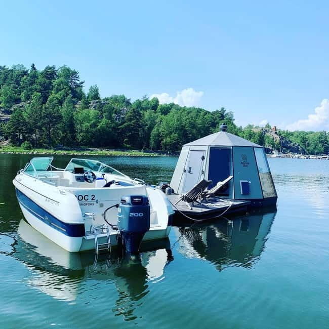 Helsinki: Private Boat Tour with Skipper/ Guide - A Closer Look at the Helsinki Private Boat Tour