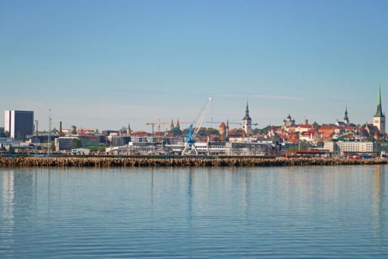 Helsinki: Private Walking Tour with a Local Guide - What’s Special About the Stops?