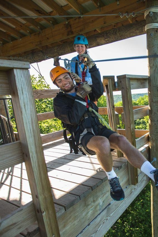 Henderson, Minnesota: 14-Line Zipline Canopy Tour - Tour Starting Point