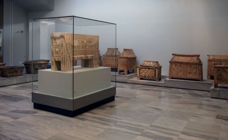 Heraklion Archaeological Museum Ticket & Audio Guide - Getting Into the Museum: What to Expect