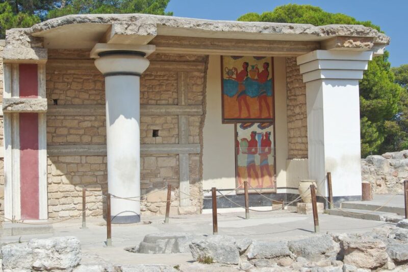 Heraklion: Archeological Museum of Heraklion Entrance & Tour - Experience Minoan Civilization