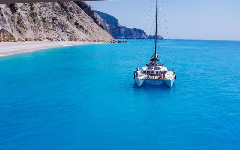 Heraklion: Catamaran Sailing to Dia island - Who Will Enjoy This Experience?