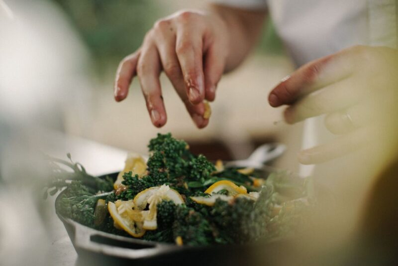 Heraklion: Cretan Cooking Lesson With Lunch in Arolithos - Wine Tasting and Dining