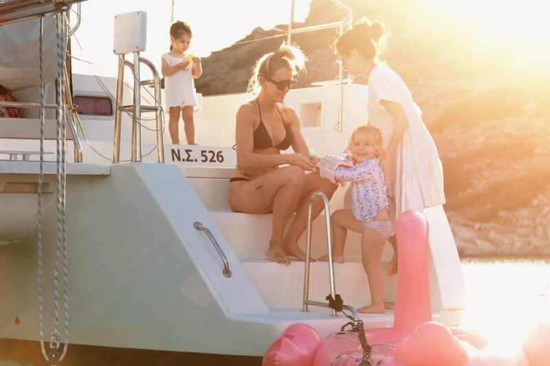 Heraklion: Dia Island Catamaran Cruise with Dinner and Wine - An In-Depth Look at the Experience