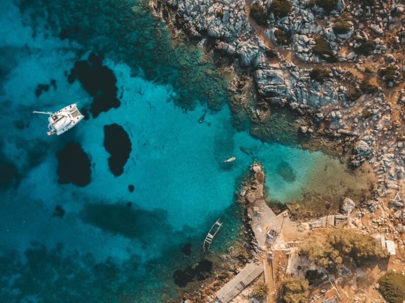 Heraklion: Dia Island Catamaran Cruise With Lunch and Drinks - Onboard Experience