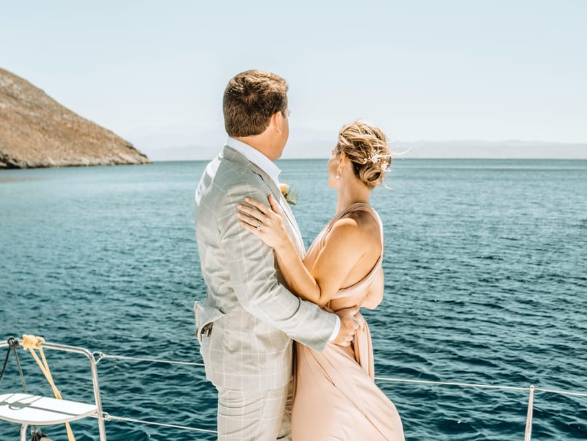 Heraklion: Dia Island Romantic Sunset Cruise with Wine - FAQs