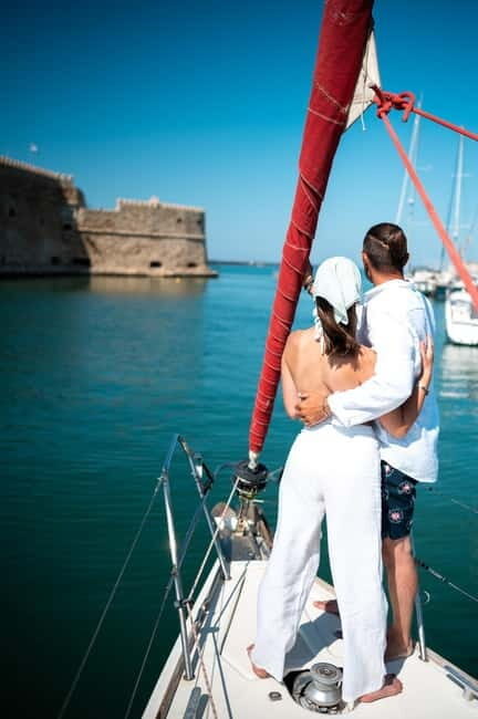 Heraklion: Dia Island Sunset Boat Tour with Dinner - Pricing and Value