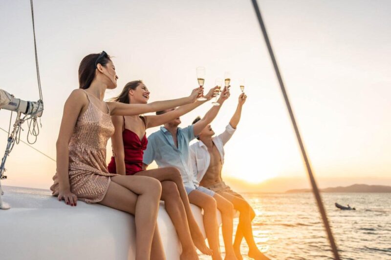 Heraklion: Dia Island Sunset Catamaran Tour, Lunch, & Drinks - Key Points