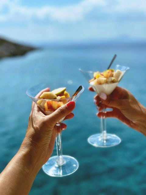Heraklion: Luxury Catamaran Cruise to Dia Island with Lunch - Practical Details