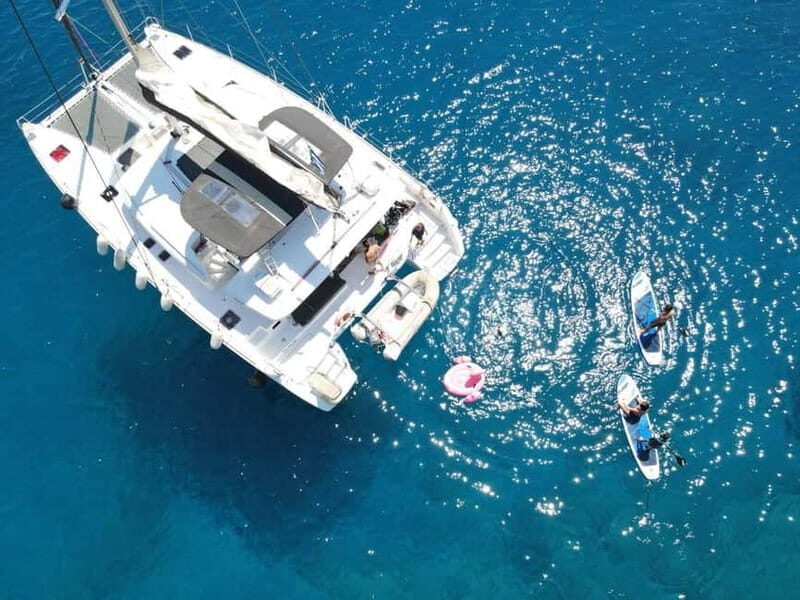 Heraklion: Luxury Cruise to Dia with Dinner & Free Transfer - Setting out on a Luxurious Day at Sea