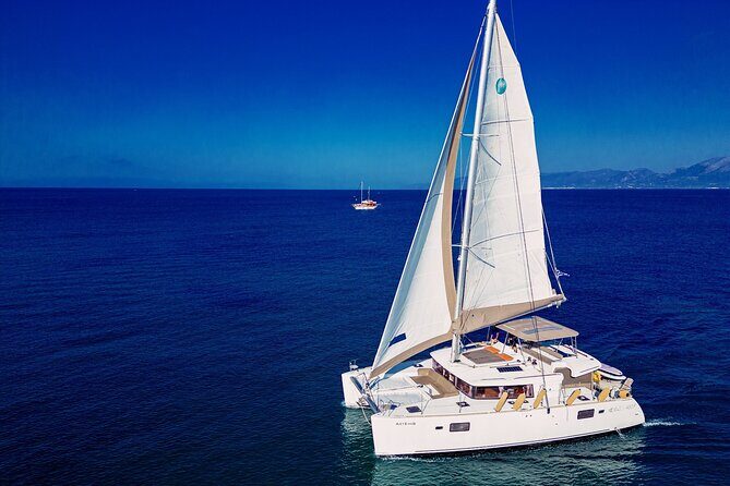 Heraklion: Private Catamaran Cruise to Dia with Meal & Drinks - The Value of a Private Catamaran Tour