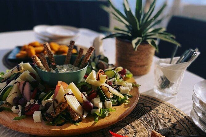 Heraklion: Private Catamaran Cruise to Dia with Meal & Drinks - FAQs