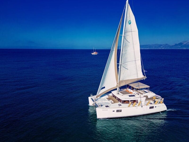 Heraklion: Private Catamaran Cruise to Dia with Meal&Drinks - Why this cruise is a good value