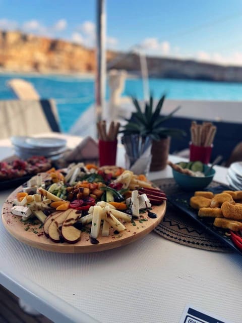 Heraklion Private Sailing Catamaran Cruise to Dia with Lunch - Practical Tips for Your Day Out