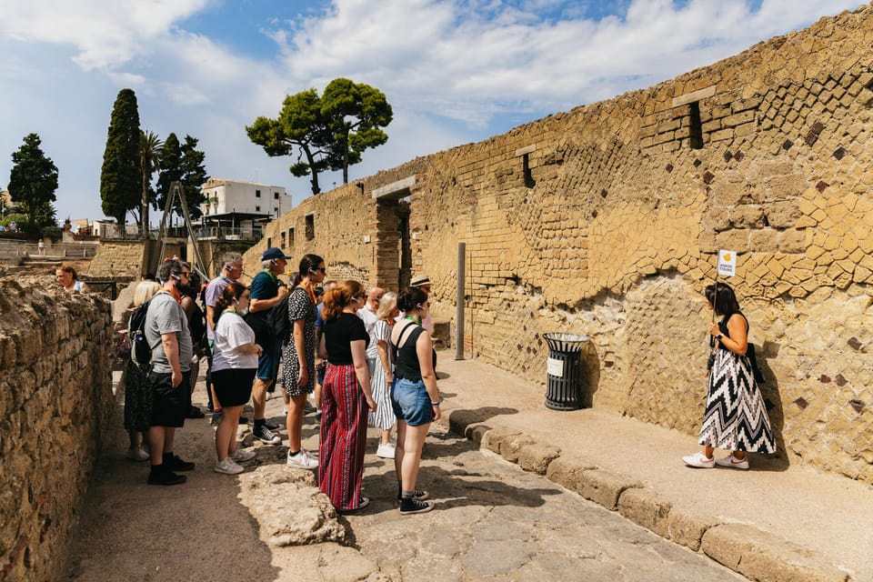 Herculaneum: Skip-The-Line Guided Tour With Archaeologist - Itinerary and Meeting Point