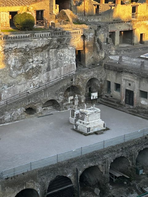 Herculaneum - Small Group Tour (Admission Included) - Ask Away