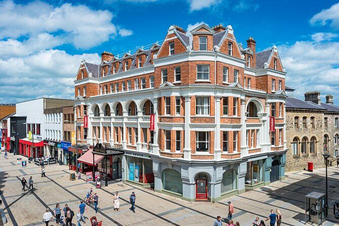 Heritage and Stories: A Comprehensive Derry Private Walking Tour - An In-Depth Look at the Derry Walking Tour