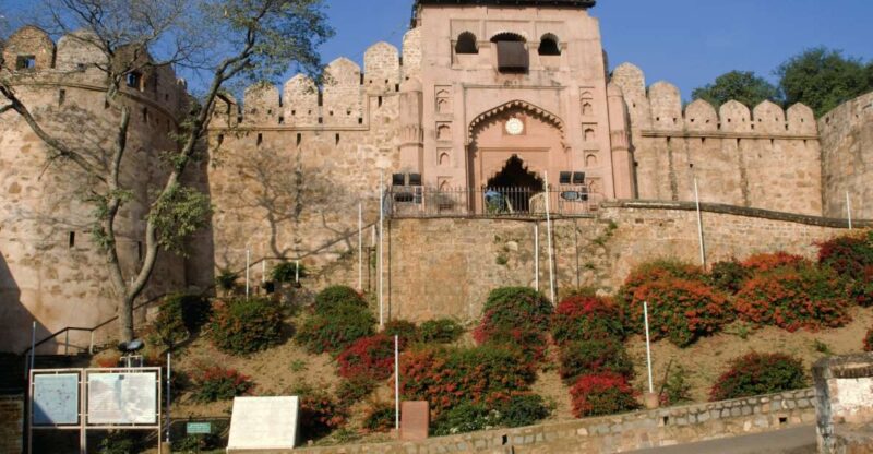 Heritage & Cultural Walk of Jhansi (Guided Walking Tour) - Key Points