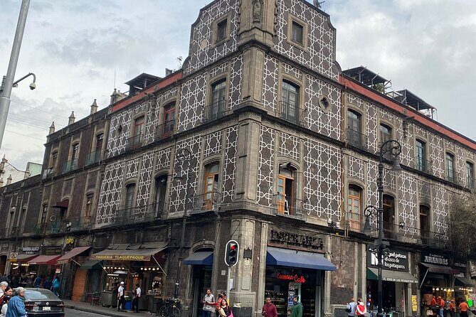 Heroines and Villains in the History of New Spain - Practical Tips