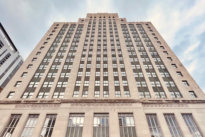 Hidden Gems of Downtown Miami Guided Walking Tour - Exploring Downtown Highlights