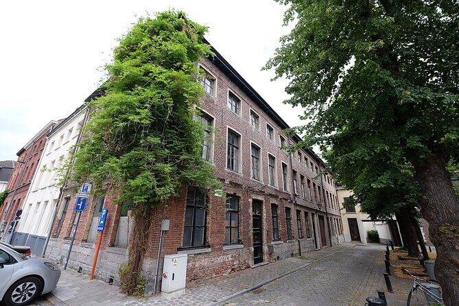 Hidden Ghent: A Self-Guided Audio Tour Of The Flemish City - FAQ