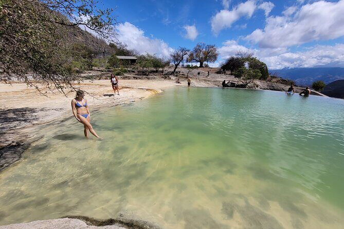Hierve el Agua Half-Day Guided Hike Adventure ALL FEES INCLUDED - Who Is This Tour For?