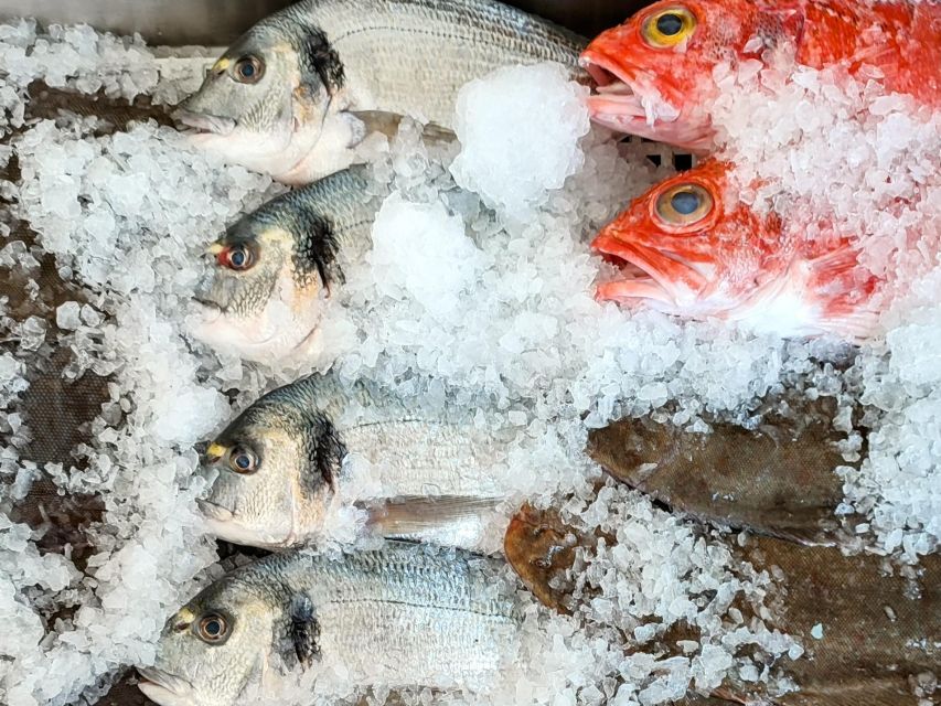 Highlights & Culinary Kickstart of Ericeira | PRIVATE Tour - Sampling Portuguese Specialties