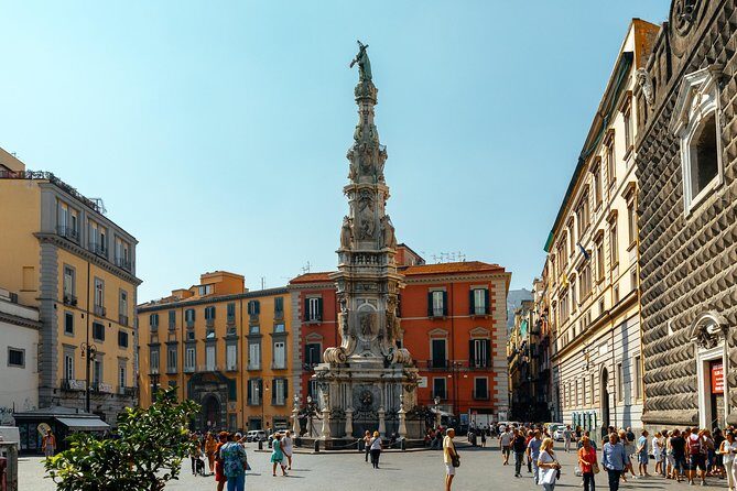 Highlights & Hidden Gems PRIVATE Walking Tour: Naples Delights - What’s on the Itinerary?