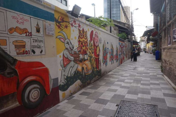 Highlights Local Bangkok Walking Tour With Local Guide - Customer Feedback
