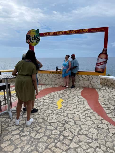 Highlights of 7 mile negril and sunset at ricks cafe - Key Points