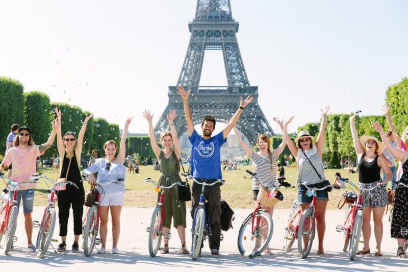 Highlights of Paris Bike Tour in Dutch - Convenient Transportation and Accessibility