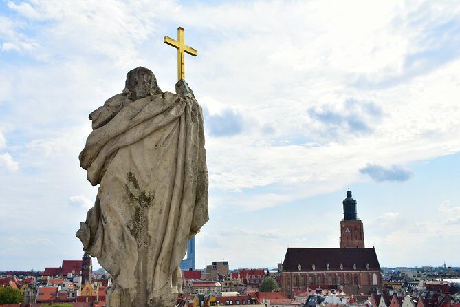 Highlights of Wroclaw Private Tour with one Entrance - FAQ