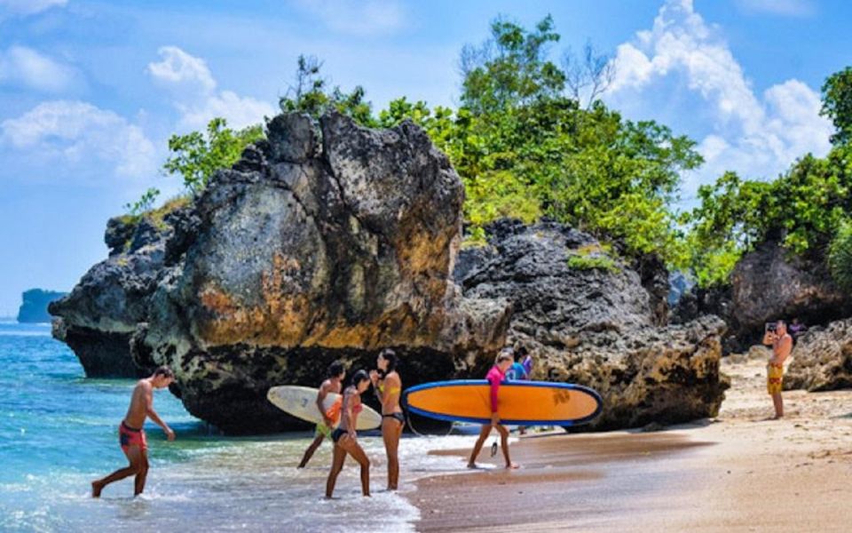 Highlights Padang - Padang, Melasti Beach & Jimbaran Dinner - Key Points
