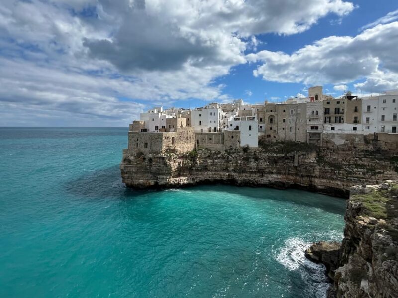 Highlights Tour of Puglia: Bari and the Valle Ditria - Wine Tasting in Locorotondo