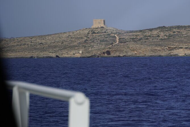Highspeed Catamaran Crossing Between Malta and Gozo - An In-Depth Look at the Malta-Gozo Catamaran Experience