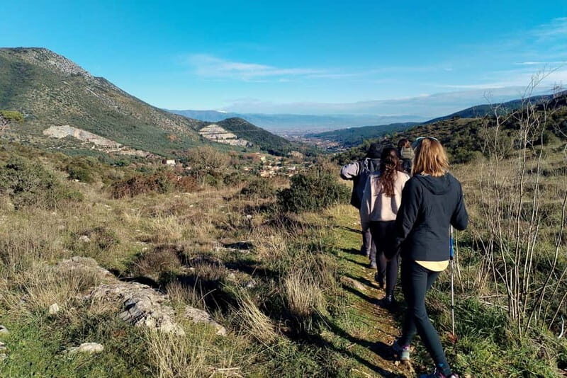 Hike in the Monte Pisano - The Guides and Group Experience