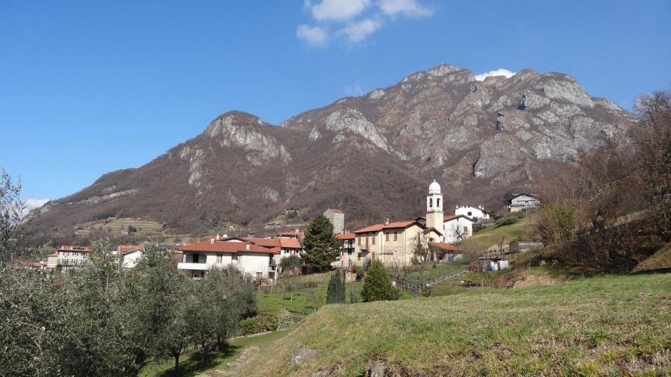 Hike on Lake Como: Wayfarers Trail With Lunch at Agriturismo - Included and Not Included