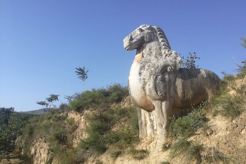 Hike Tang Imperial Tombs: Qianling, Jianling, and Zhaoling - Jianling Mausoleum Exploration