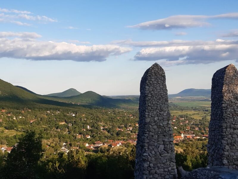 Hike to Spiritual Sites Near Budapest - Key Points