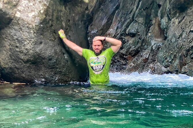 Hiking and Hidden River Tour in Santo Domingo - Return and Reflection