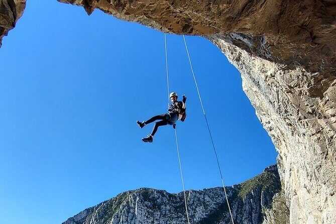 Hiking Climbing And Rappelling In The Eaglets Nest - FAQs