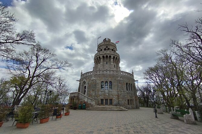 Hiking in Budapest - Meeting and Pickup Details