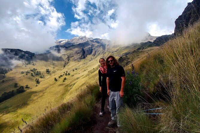 Hiking in Iztaccihuatl Volcano - Authentic Guides and Positive Reviews