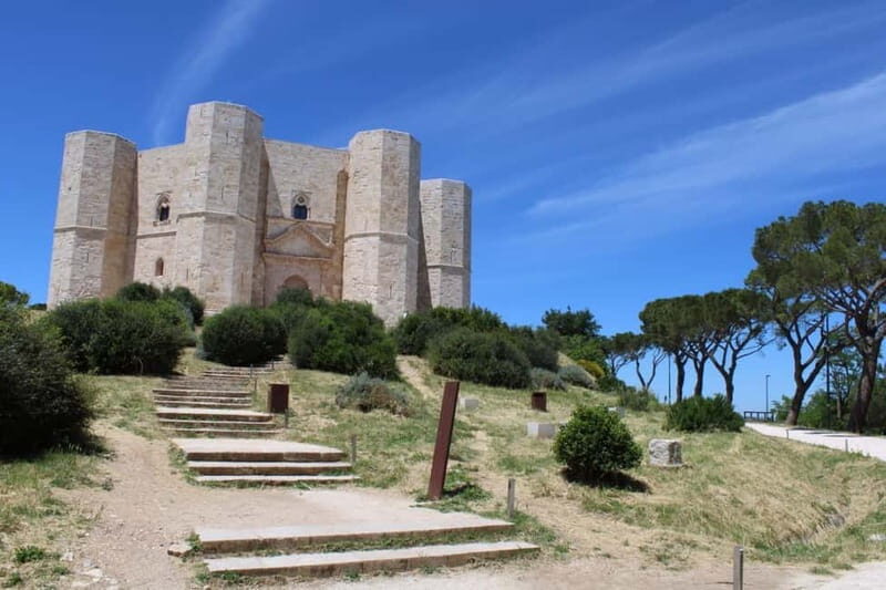 Hiking in the Murgia of Castel del Monte - An In-Depth Look at the Hike Through Alta Murgia
