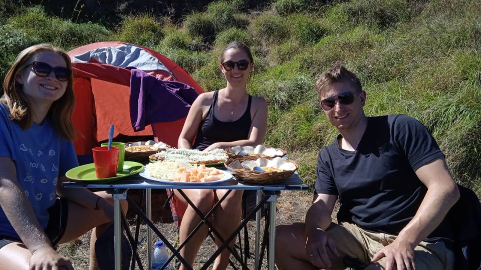Hiking Mt Rinjani 3D/2N to Summit, Lake, Hotspring - Essential Gear and Preparation