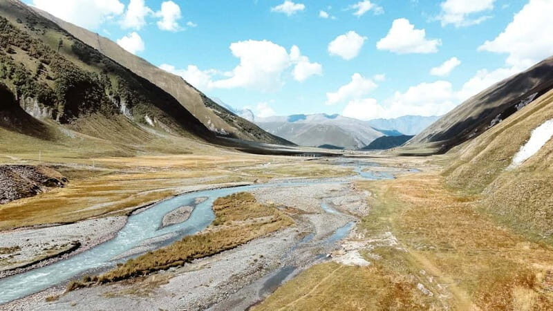Hiking & Photo Experience in Kazbegi - What’s Included and What’s Not