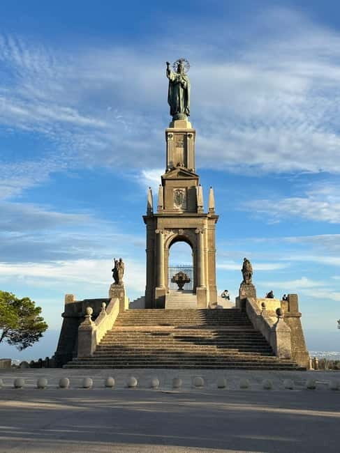 Hiking tour with a dream view of the former monastery of Sant Salvador, 3-4 hours. - Who Should Consider This Tour?